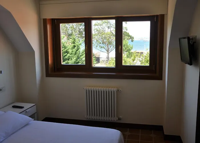 カサ ド マルケス 3* バイヨーナ